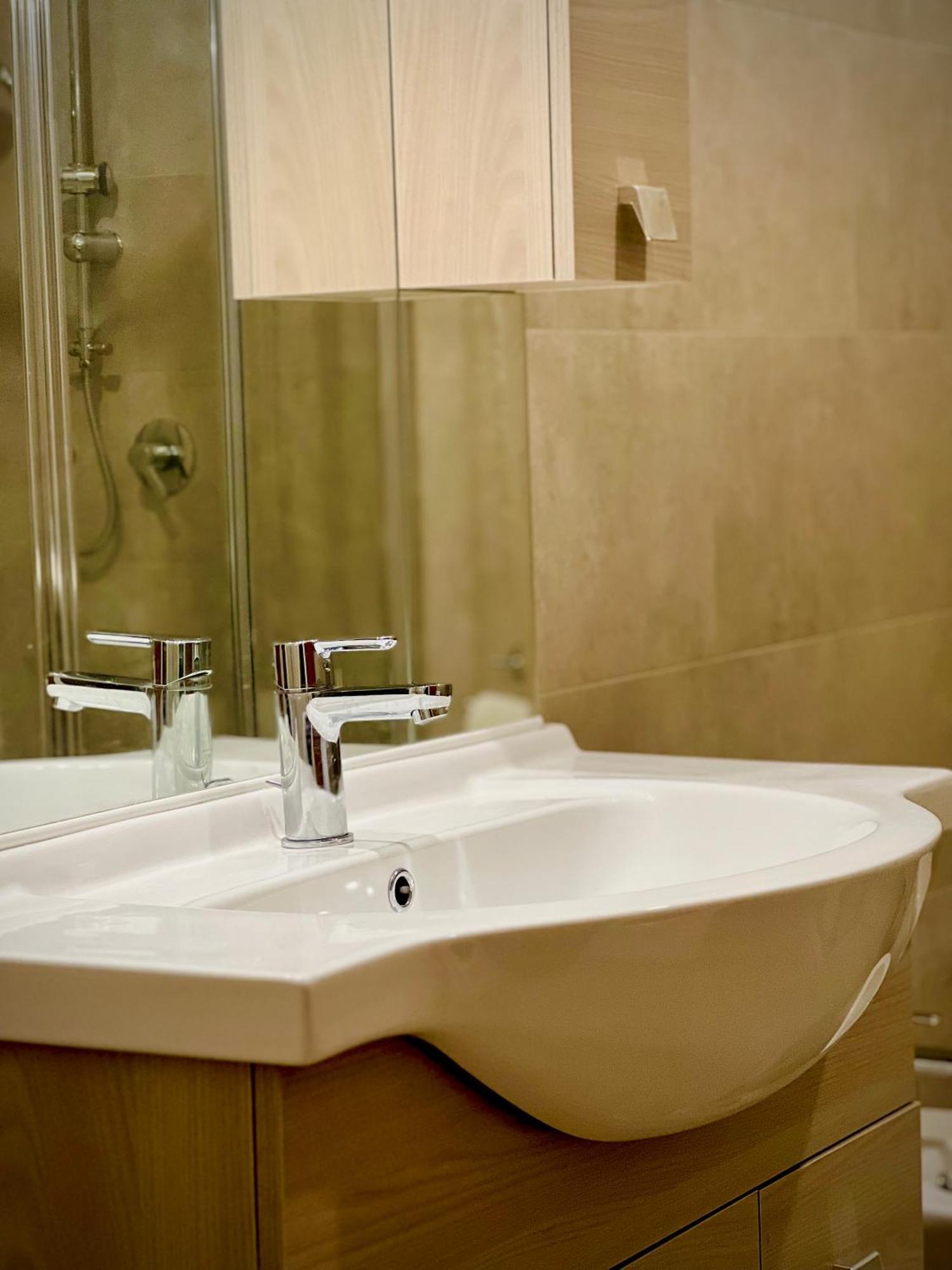 Venice Vip Guest House Mestre Ngoại thất bức ảnh